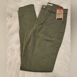 Levi's 721 High-Rise Skinny Olive Jeans 28x30
